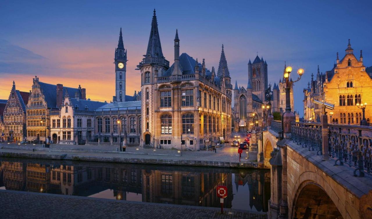 Burgstraat 17 Apartment In Exclusive Patrician House In Medieval Ghent Exterior photo