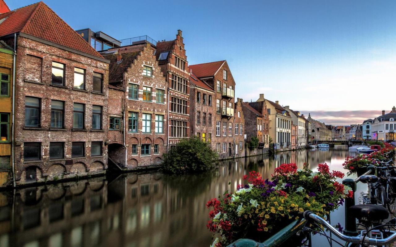 Burgstraat 17 Apartment In Exclusive Patrician House In Medieval Ghent Exterior photo